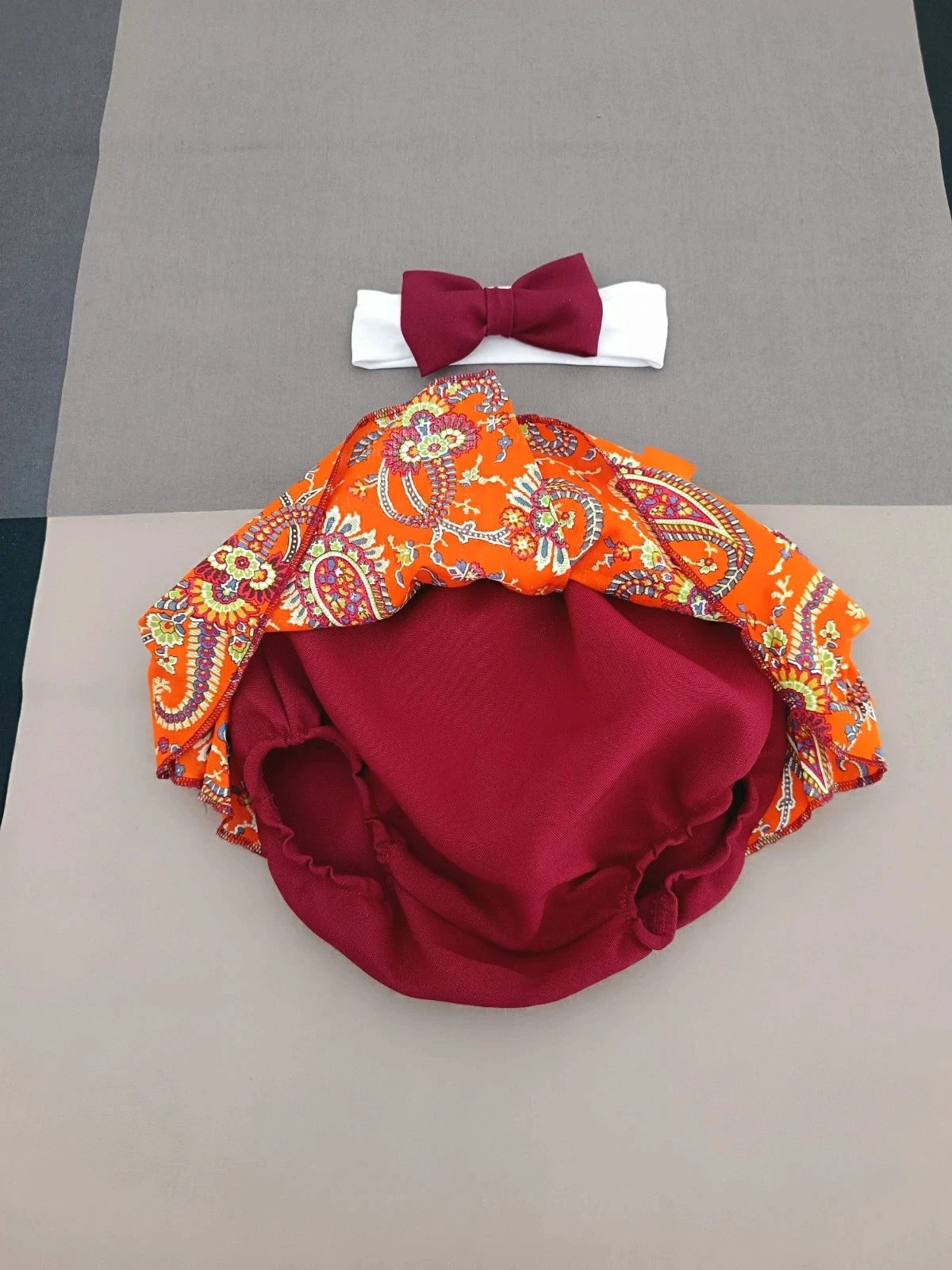 Jupe/falda/rok tapa fraldas - moelleux bordeaux avec imprimé floral coloré 12 mois – photo 3